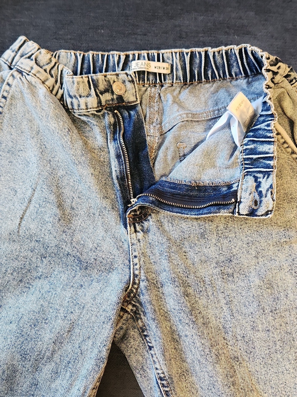 DeFacto Light Wash Elastic Hem Women’s Jogger Jeans Size 28 Waist - Picture 10 of 12